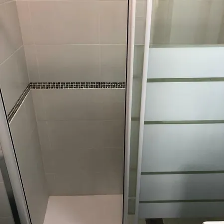 Magnificent Studio With A Terrace Overlooking The Sea! * 拉克鲁斯