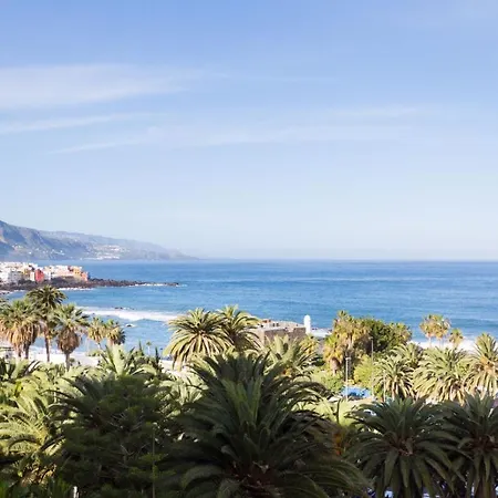 Apartment Magnificent Studio With A Terrace Overlooking The Sea! *
