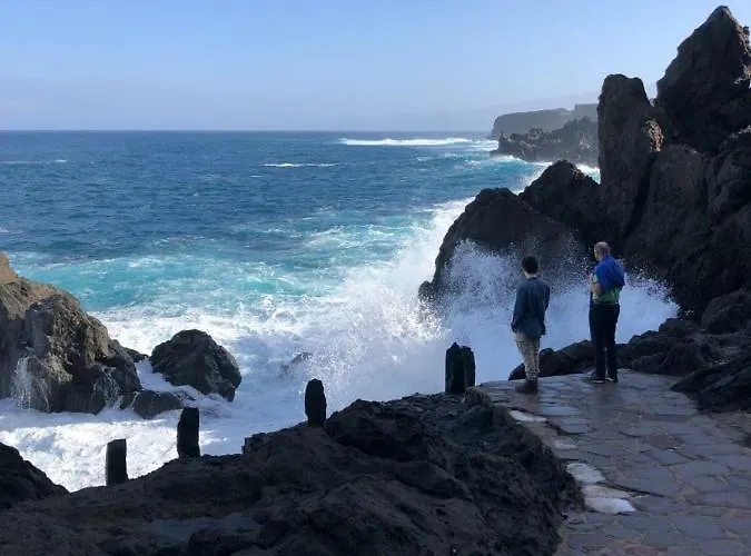 Appartamento Magnificent Studio With A Terrace Overlooking The Sea! *