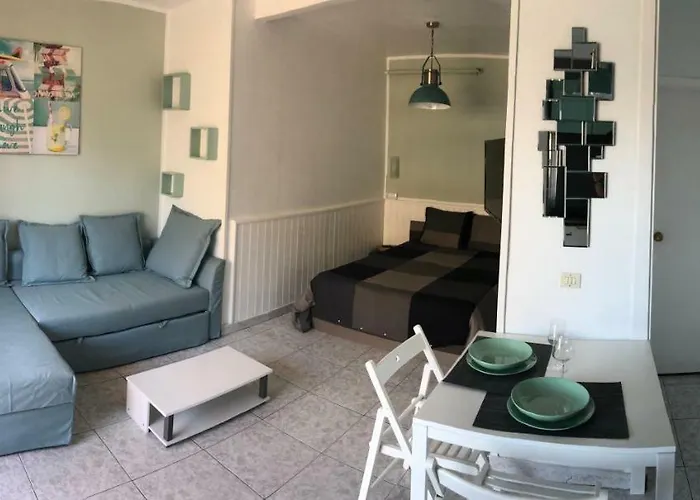 Appartamento Magnificent Studio With A Terrace Overlooking The Sea! *