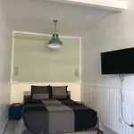 Magnificent Studio With A Terrace Overlooking The Sea! 公寓 *